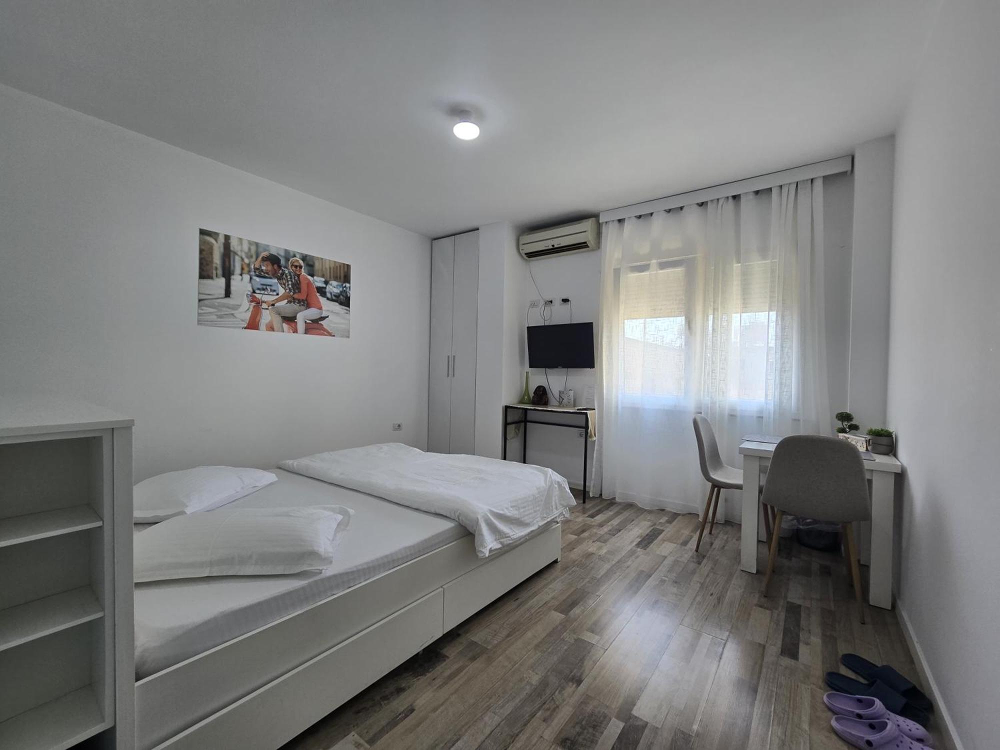 Downtown Tirana Apartments Room photo